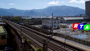 630-linea-ferroviaria-storica-salerno-napoli-treni-torre-annunziata rtalive