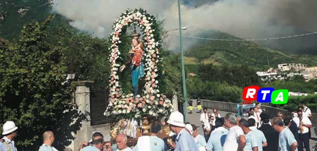 640-incendio-sarno-processione-rtalive