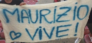 Maurizio-vive-striscione-sanpaolo