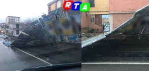 640-cartelloni-abbattuti-rtalive