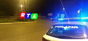 posto di controllo blocco polizia di stato cava