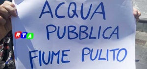 fiume-pulito-cartello-acqua-pubblica-rtalive