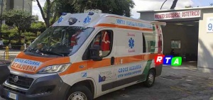 ambulanza-croce-azzurra-pronto-soccorso-rtalive