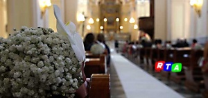 cerimonia-rtalive-matrimonio-sposi-chiesa-coronavirus