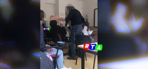 professore-prende-a-ceffoni-uno-studente-rtalive