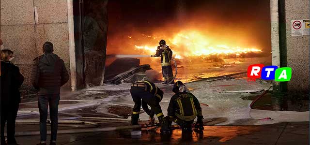 2-incendio-vigili-del-fuoco-fosso-imperatore-RTAlive