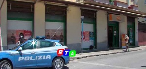 salerno-supermercato-pick-up-rapina-via-tusciano-RTAlive