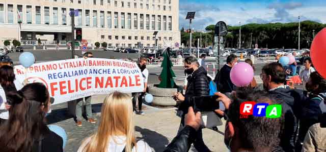 protesta-Roma-bambini-bielorussi-famiglie-RTAlive