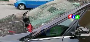 5-bomba-carta-salerno-danni-auto-case-RTAlive