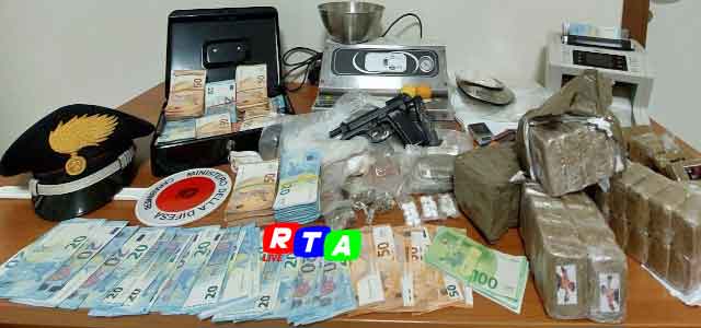 droga-carabinieri-soldi-sequestro-arresto-RTAlive