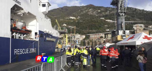 nave-migranti-sbarco-salerno-11-dicembre-2022-RTAlive