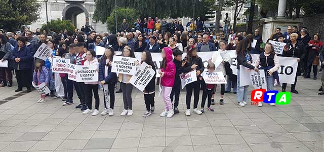 protesta-forno-sant-egidio-del-monte-albino-RTAlive