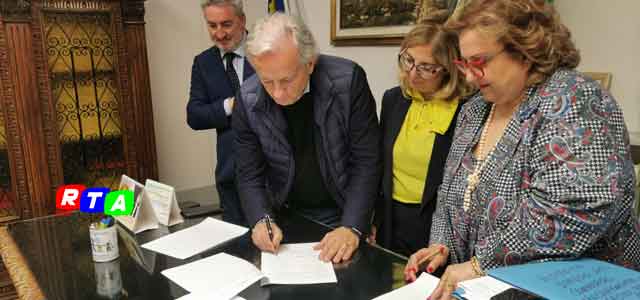 1-lanzara-pagano-accordo-Distretto-Commercio-RTAlive