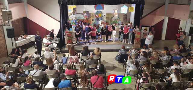 2-teatro-rinnovato-Istituto-Amendola-di-lavorate-di-Sarno-RTAlive