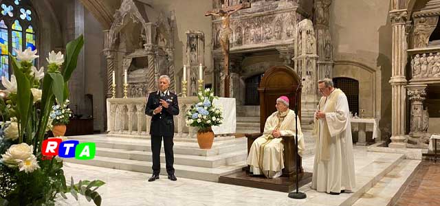 Vice-Brigadiere-Salvo-D'Acquisto-nella-Basilica-di-Santa-Chiara-80-esimo-anniversario-Arcivescovo-Metropolita-S.-Ecc.-Mons.-Domenico-Battaglia-RTAlive