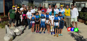 puliamo-il-mare-Club-Velico-Salernitano-e-Legambiente-RTAlive