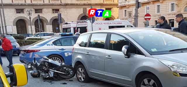 incidente-stradale-Salerno-via-roma-RTAlive