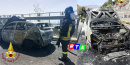 auto-incendiata-autostrada-uscita-vietri-sul-mare-RTAlive