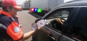 volontari-acqua-maxi-incidente-eboli-autostrada-mario-valiante-wilma-fezza-rtalive