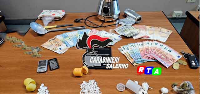 droga-soldi-scafati-carabinieri-rtalive