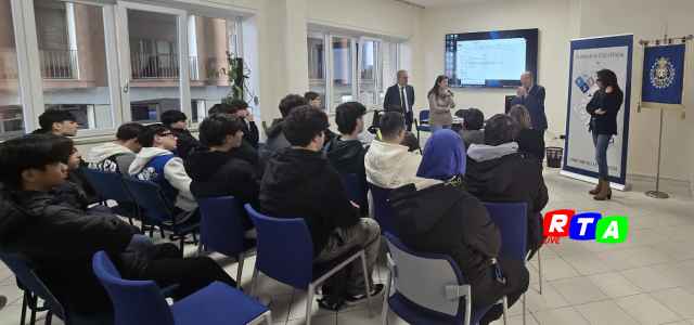 aci-salerno-studenti-sede-scuole-non-fare-lo-sbronzo-rtalive