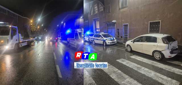 incidente-carro-attrezzi-ambulanza-polizia-locale-via-atzori-rtalive