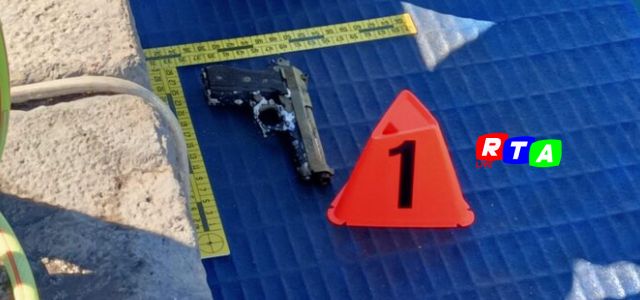 pistola-pescata-a-salerno-carica-con-colpo-in-canna-rtalive