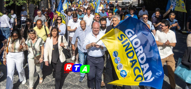 alt=Cava va al centrodestra: vince Raffaele Giordano