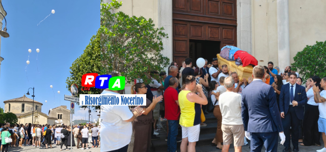 alt=Nocera Superiore, folla e commozione al funerale di Mario Prete